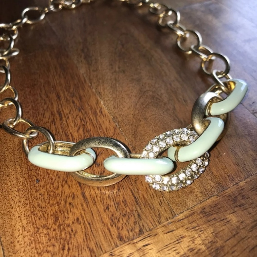 Necklace - Picture 2 of 4